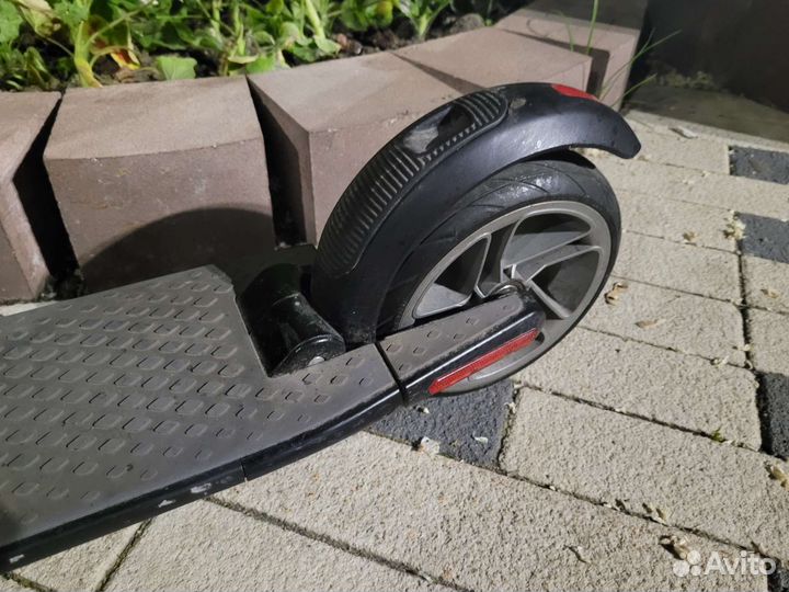 Электро самокат Ninebot Segway ES4