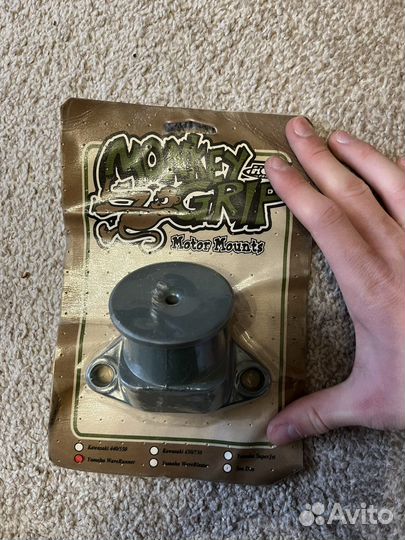 Крепление двигателя для пресноводного WaveRUnner