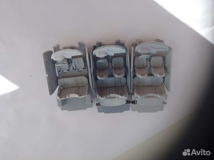 Запчасти (салоны) модели ваз 2110 и 2112 1:43