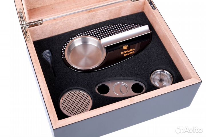 Хьюмидор Cohiba Behike с подарочным набором (нов.)