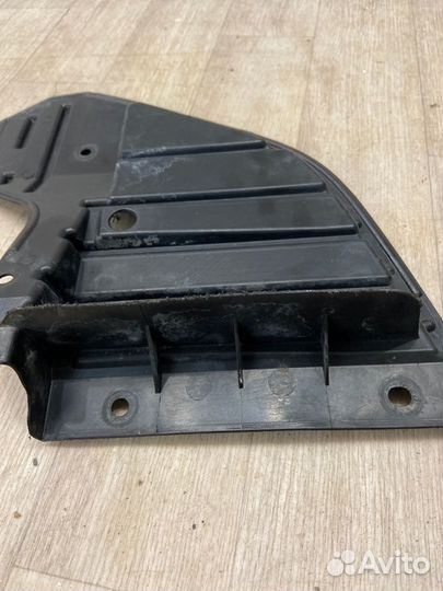 Защита бампера передняя левая Mitsubishi Lancer 9