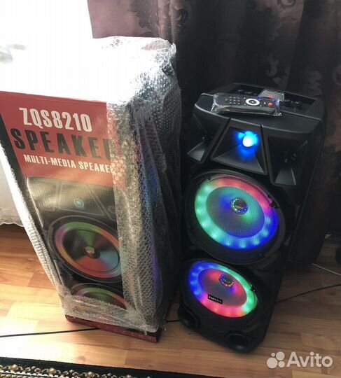 Музыкальная колонка с блютузом