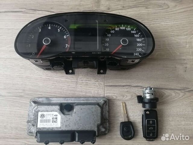 Продам комплект эбу Vw Polo V