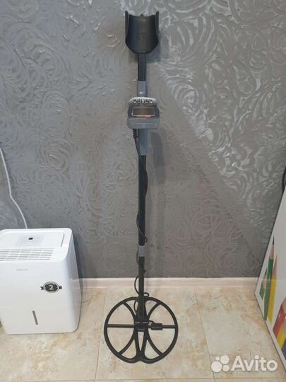 Металлоискатель Gold hunter T90