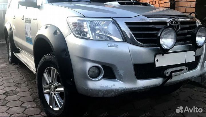 Силовые Расширители колесных арок Toyota Hilux
