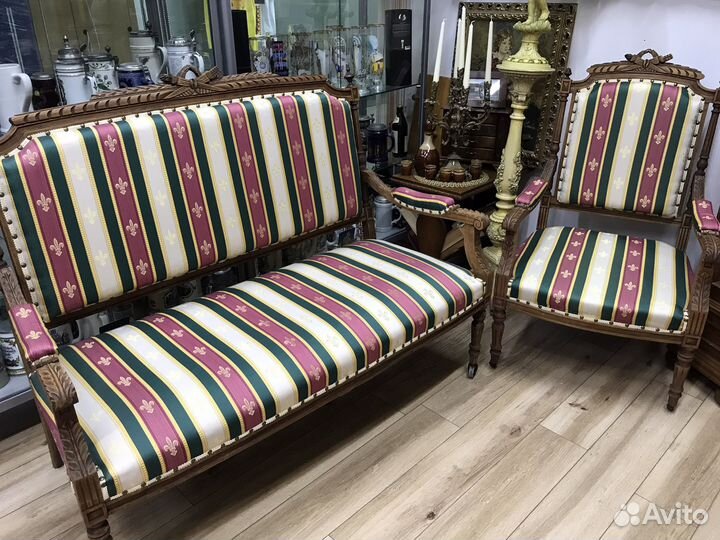 Антикварная мебель