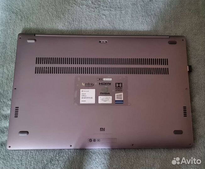 Xiaomi mi notebook pro 15.6 gtx 1050 max q