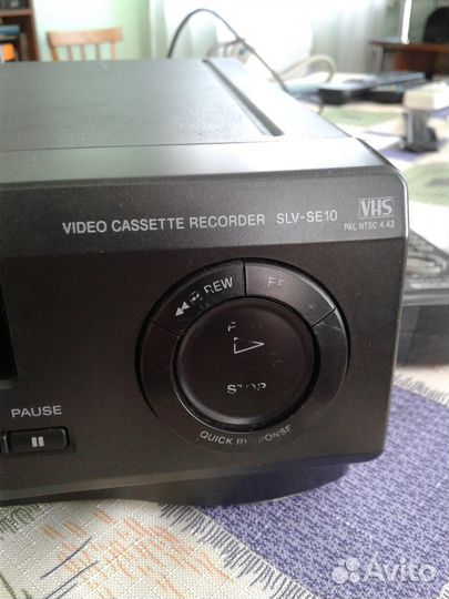 Видеомагнитофон Sony SLV-SE10EE
