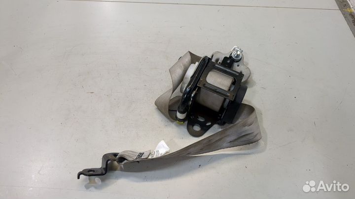 Ремень безопасности левый передний Nissan Leaf