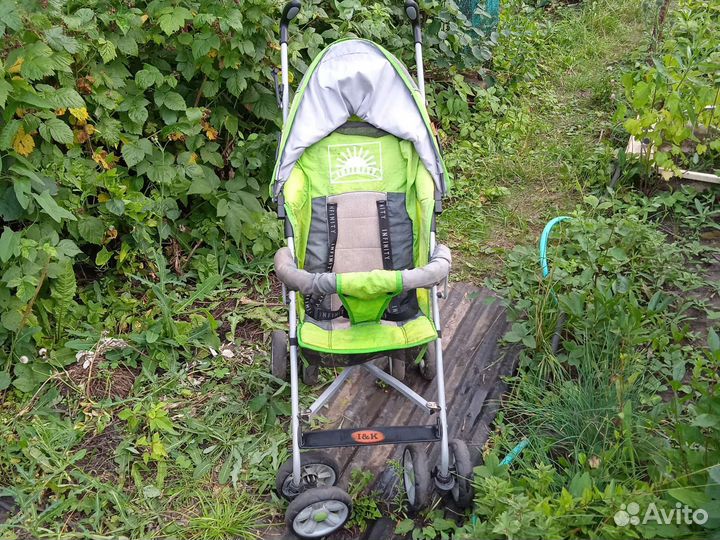 Прогулочная коляска трость