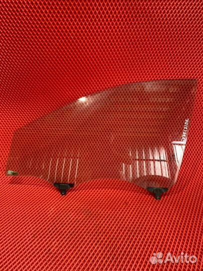 Стекло двери опускное переднее левое Hyundai Ix 35