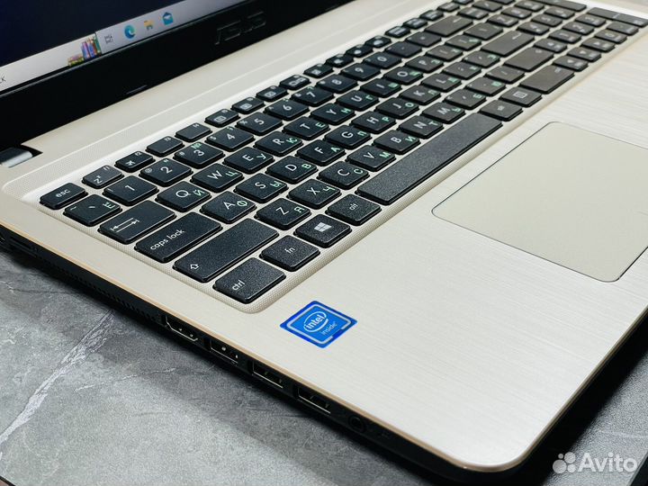 Ноутбук Asus Intel N4000/DDR4 / SSD/ UHD Graphics