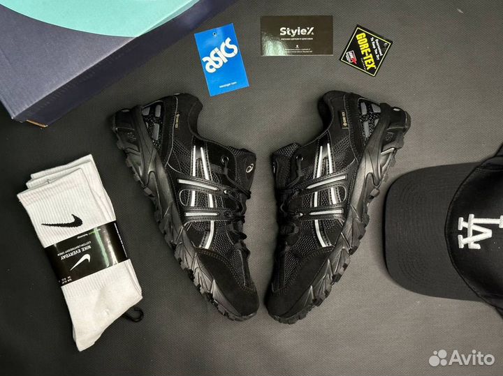 Кроссовки зимние Asics Gore-tex