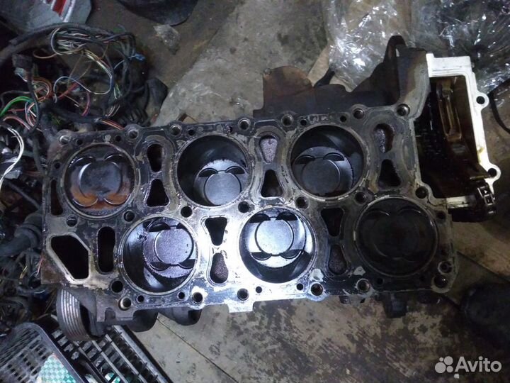 Блок цилиндров AYL vr6 24v