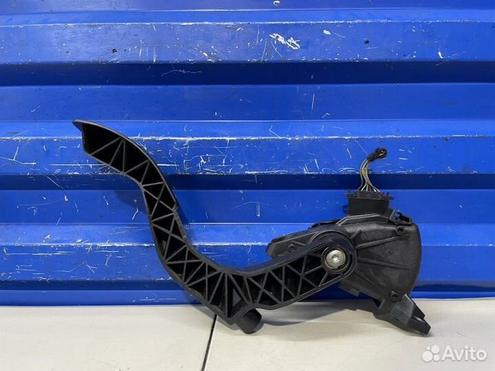 Педаль газа Audi A4 B5 1.8 AWM 2000