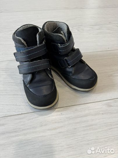 Ботинки демисезонные для мальчика 28