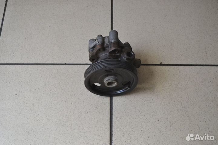 Насос гур Dodge Stratus 1