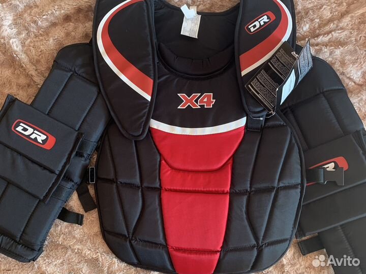 Вратарский нагрудник jr l