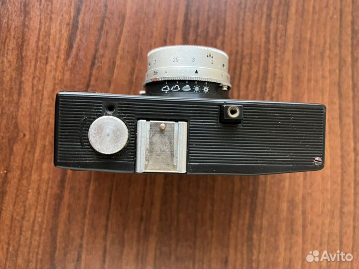 Старинный фотоаппарат