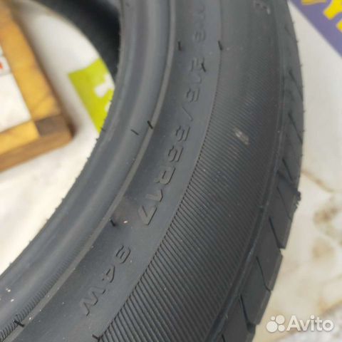 Arivo Ultra ARZ5 215/55 R17