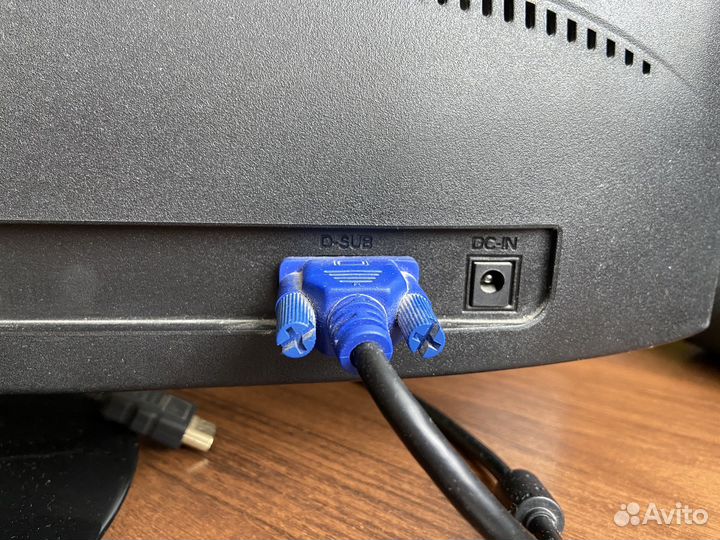 Монитор Philips 22IEL