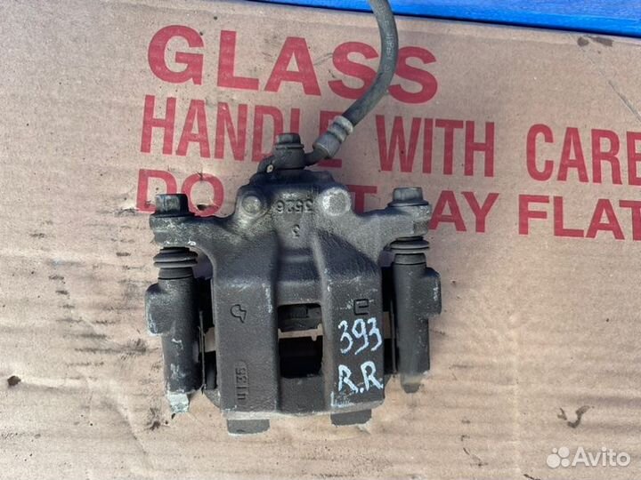 Суппорт задний правый Nissan Maxima A35 VQ35DE