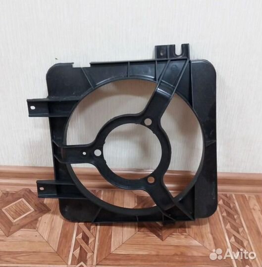 Диффузор охлаждения 2110-2112,Приора без кон новый