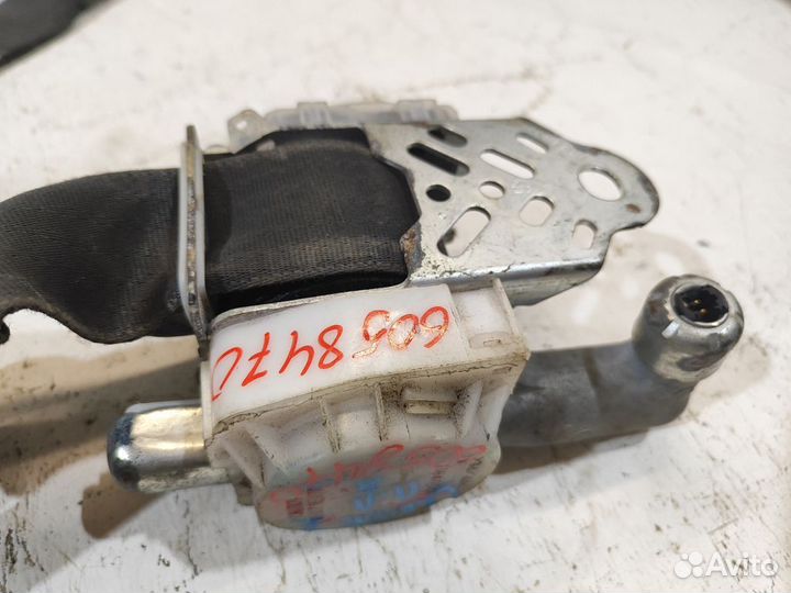 Ремень безопасности передний левый