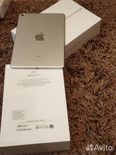 iPad mini 4 планшет