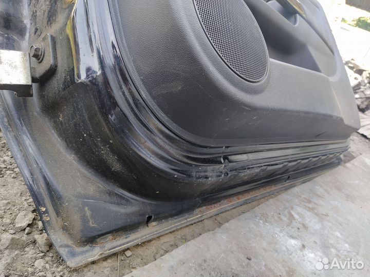 Дверь передняя правая Opel Corsa D