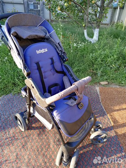 Прогулочная коляска, б/у. В отличном состоянии