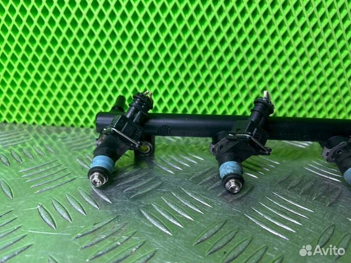 Форсунка топливная Renault Megane 2 K4J730 1.4 98