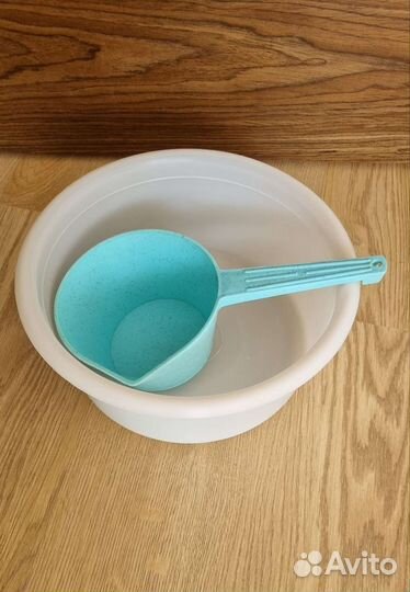 Таз пластмасовый с ковшом