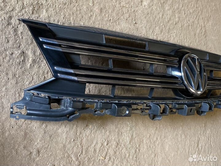 Решетка радиатора volkswagen tiguan
