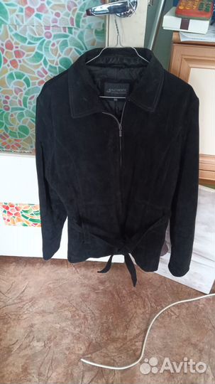 Джемпера женские и мужские