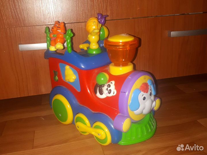 Паровозик музыкальный