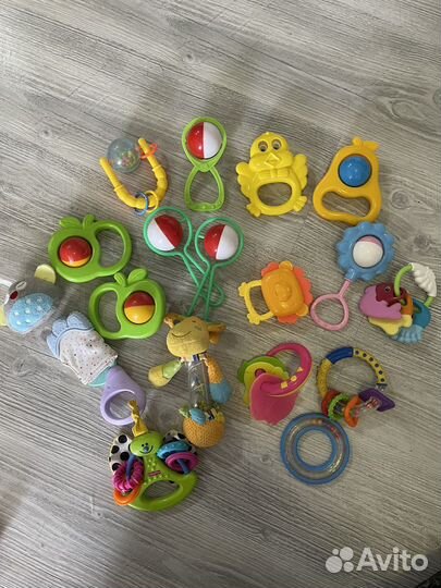 Игрушки для детей до года пакетом