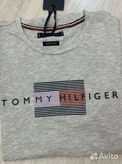 Футболки Tommy Hilfiger