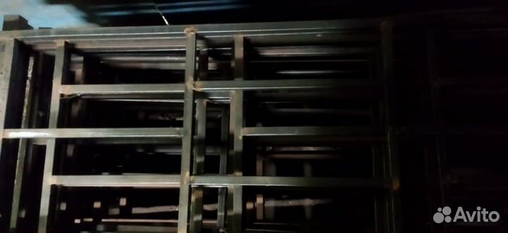 Металлическое газонное ограждение
