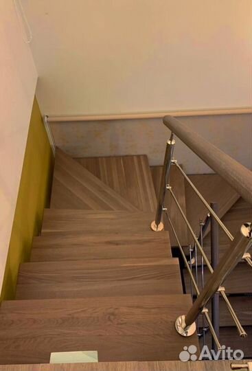 Лестница в коттедж