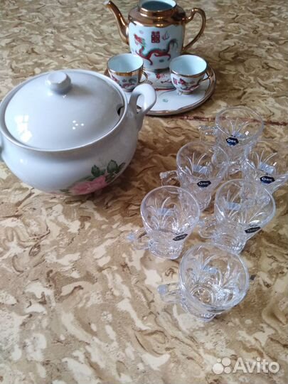 Посуда, супница, кружки