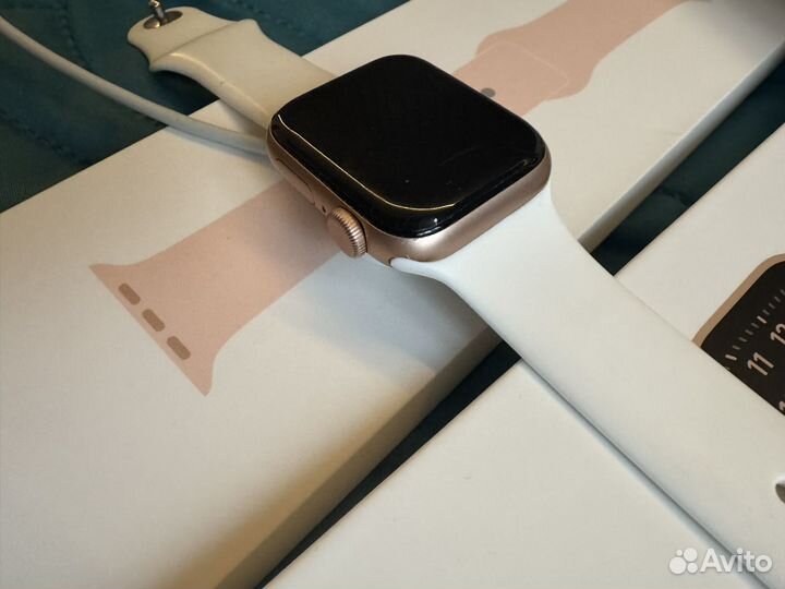 Часы apple watch se 40 mm