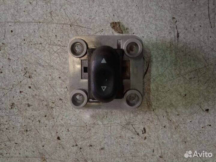 Кнопка люка Ford Explorer 2 Форд Эксплорер 2