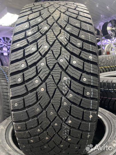 Triangle IcelynX TI501 235/45 R18 98T
