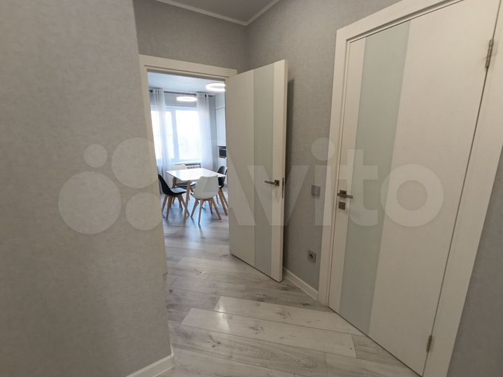 2-к. квартира, 62 м², 3/10 эт.