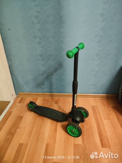 Самокат детский трехколесный