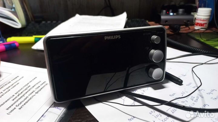 Часы будильник с радио Philips AJ3551