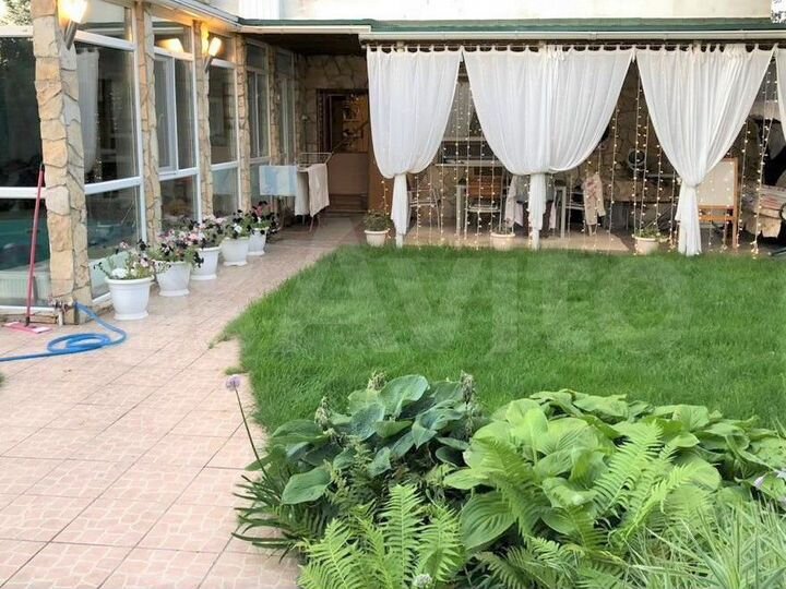 Дом 191,2 м² на участке 12,3 сот.