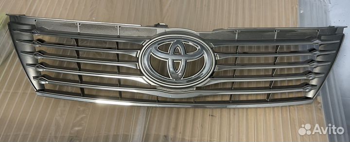 Решетка радиатора Toyota Camry 50 оригинал