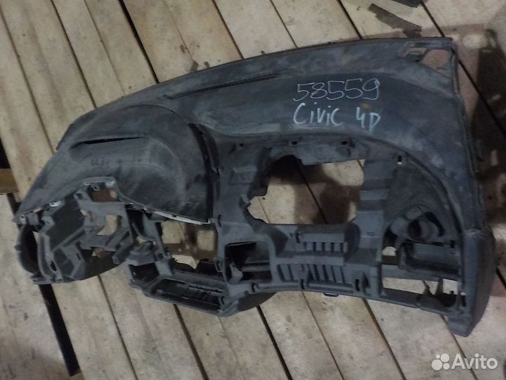 Honda civic 4D, торпедо